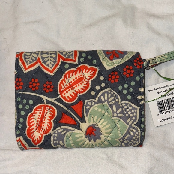 Vera Bradley Nomadic Floral Wristlet - Picture 7 of 8